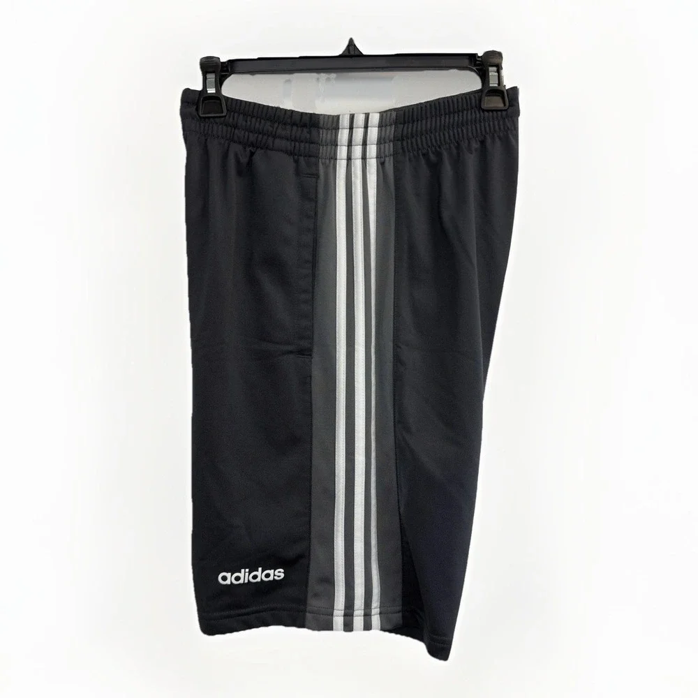Adidas Essentials 3-Stripes Tricot Shorts Men's Size Small Grey, White Logo‎